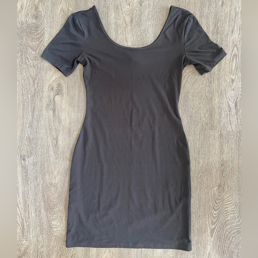 Black Short Sleeve Bodycon Dress